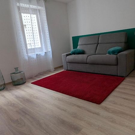 Spazioso E Completo Appartamento Con 3 Camere, Doppi Servizi, Fino A 8 Posti Letto Pedavena Exterior photo